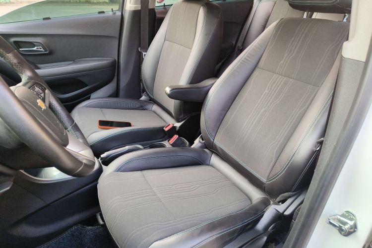 雪佛兰 创酷 2014款 1.4T 自动两驱豪华型局部细节19