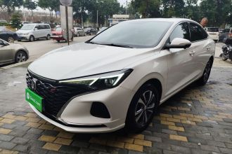 长安 逸动 2021款 PLUS 蓝鲸NE 1.4T GDI DCT尊贵型