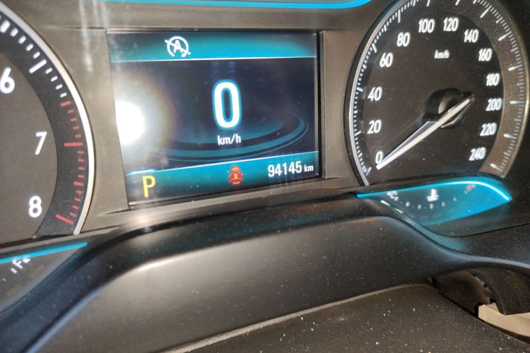 别克 英朗 2015款 15N 自动精英型中控内饰15