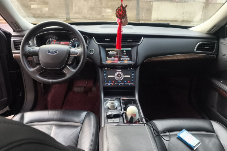福特 金牛座 2015款 EcoBoost 325 V6旗舰型中控内饰12