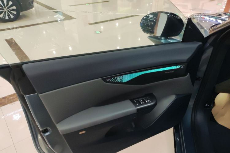 领克07 2024款 EM-P 126长续航 Ultra中控内饰47