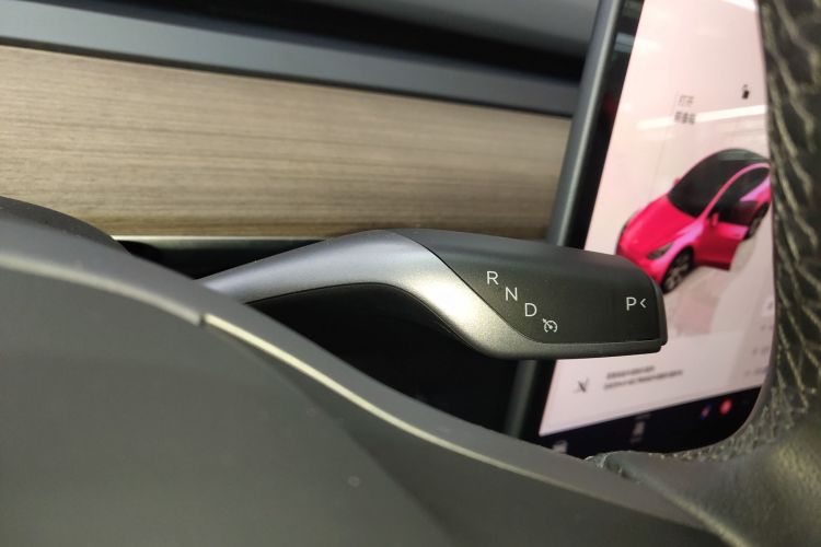 特斯拉 Model Y 2022款 改款 后轮驱动版局部细节18