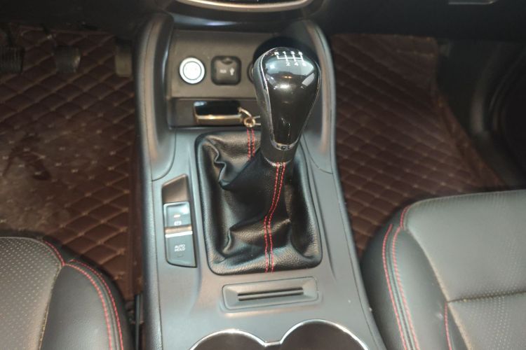 长安CS75 2016款 2.0L 手动豪华型 国V局部细节18