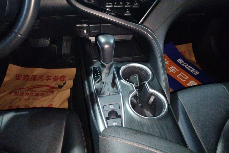 丰田 凯美瑞 2021款 2.0G 豪华版局部细节18