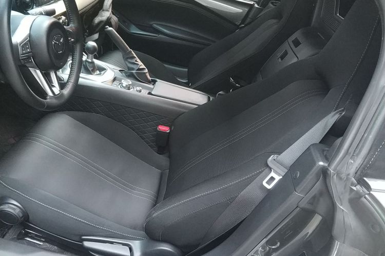 马自达MX-5（平行进口） 中控内饰7004