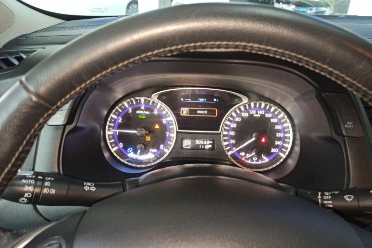 英菲尼迪QX60(进口) 2020款 2.5 S/C Hybrid 两驱卓越版局部细节14