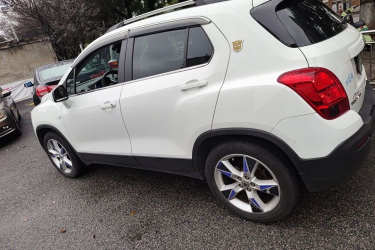 雪佛兰 创酷 2014款 1.4T 自动两驱豪华型车身外观4