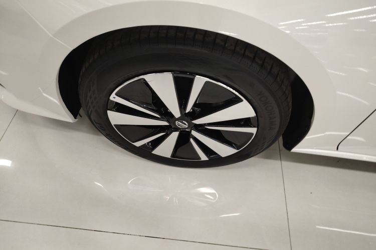 日产 天籁 2021款 2.0L XL 舒适版车身外观6007