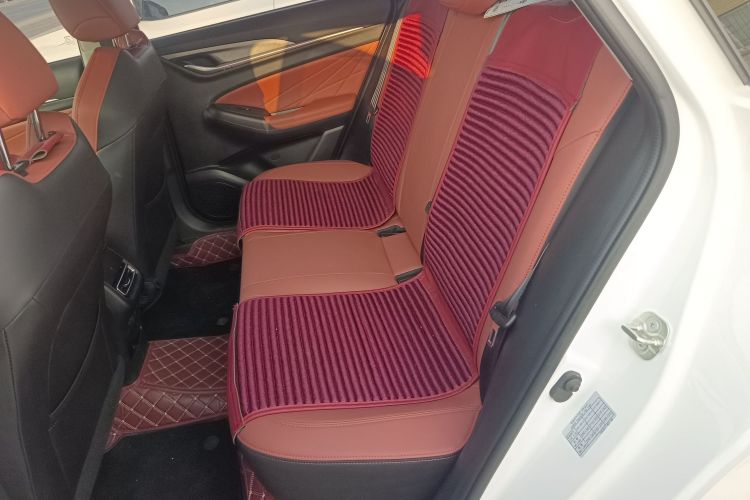 长安 逸动 2025款 PLUS 1.4T 双离合高能版中控内饰7004