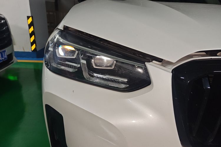 宝马X3 2023款 xDrive30i 领先型 M曜夜套装车身外观8