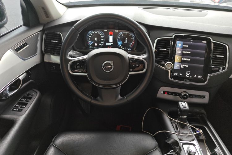 沃尔沃XC90 2017款 T6 智逸版 7座局部细节13