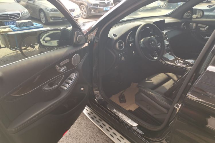 奔驰GLC 2019款 GLC 260 L 4MATIC 豪华型中控内饰7003