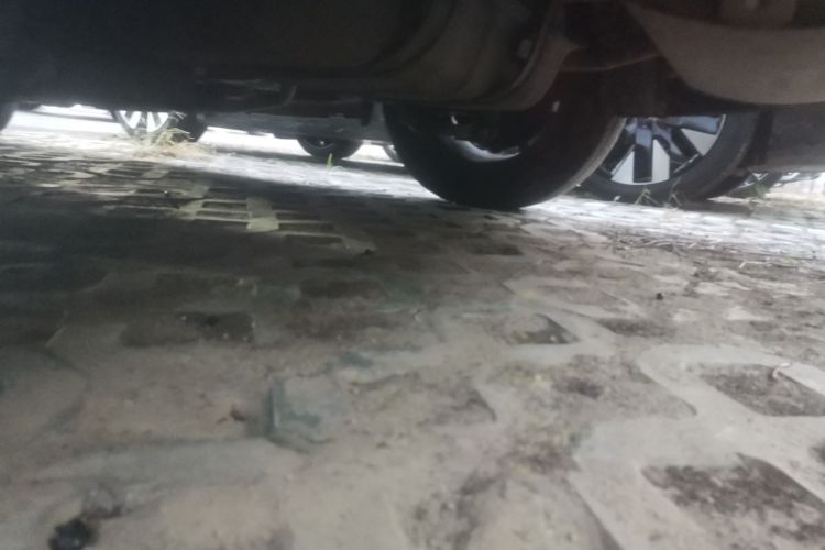 比亚迪 秦PLUS 2023款 冠军版 DM-i 55KM超越型局部细节9003