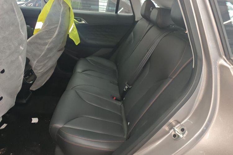 荣威RX5新能源 2023款 eRX5 超混舒享版中控内饰7004