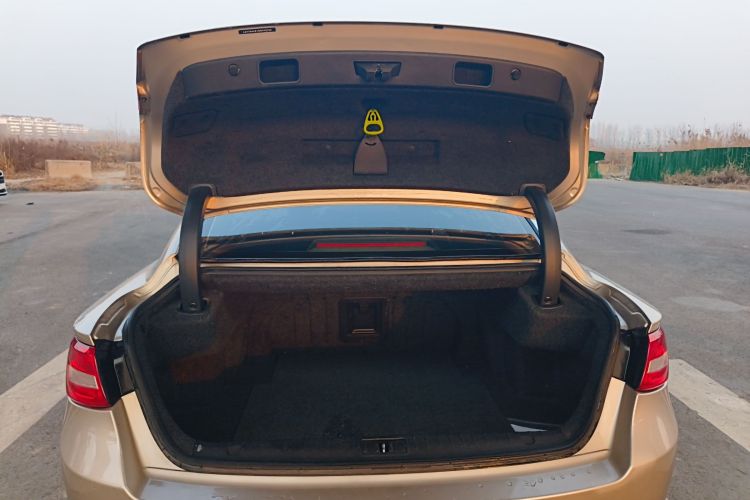 吉利汽车 博瑞 2016款 1.8T 尊雅型机舱底盘23