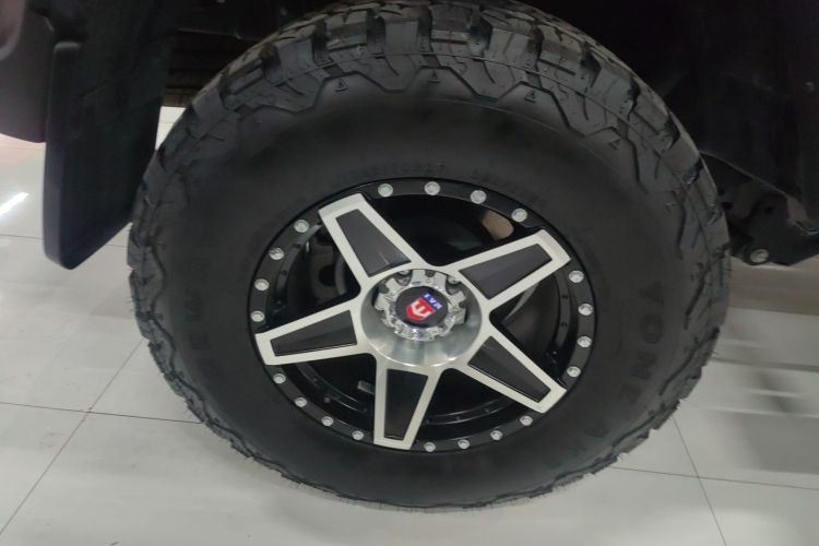 Jeep 角斗士 2022款 3.6L 先行版车身外观6008