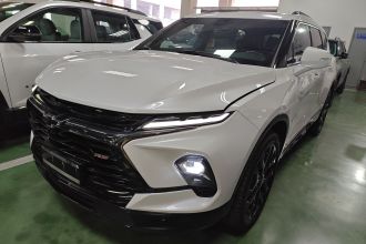 雪佛兰 开拓者 2023款 轻混 650T RS Twin-Clutch四驱 擎版