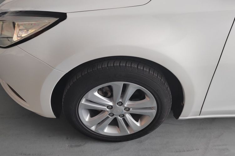 雪佛兰 科鲁兹 2016款 1.5L 自动时尚天窗版车身外观6005