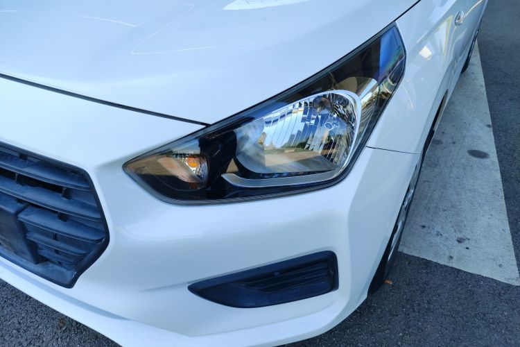 现代 瑞纳 2020款 1.4L 手动GL焕新版局部细节36