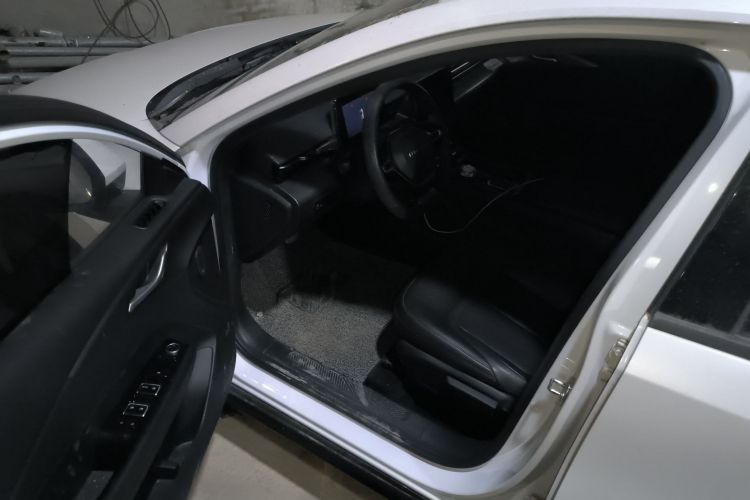 五菱汽车 五菱E5 2024款 410km 标准版中控内饰20