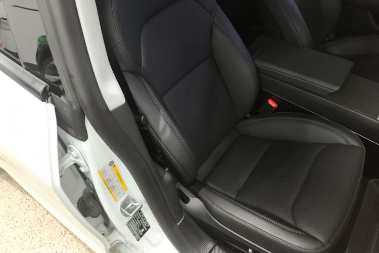 特斯拉 Model 3 2025款 后轮驱动版局部细节41