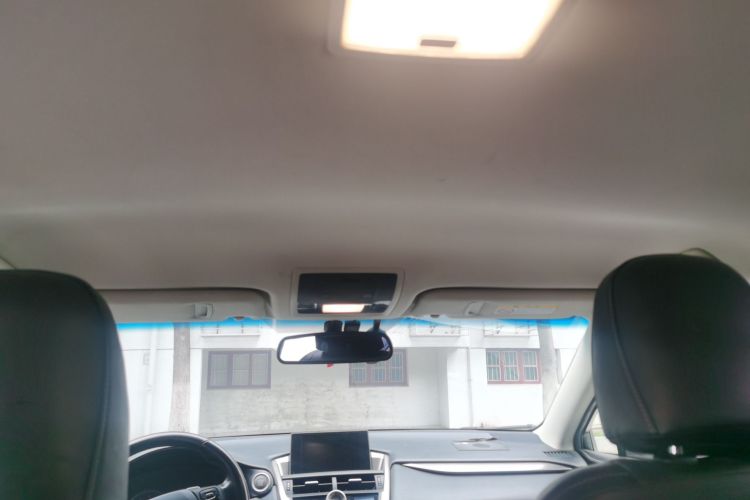 雷克萨斯NX 2016款 200 特别限量版中控内饰22