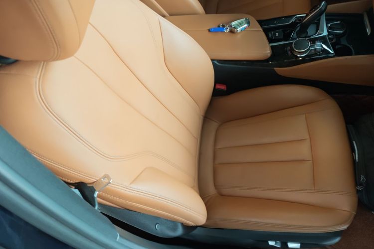 宝马5系 2018款 530Li xDrive M运动套装局部细节41