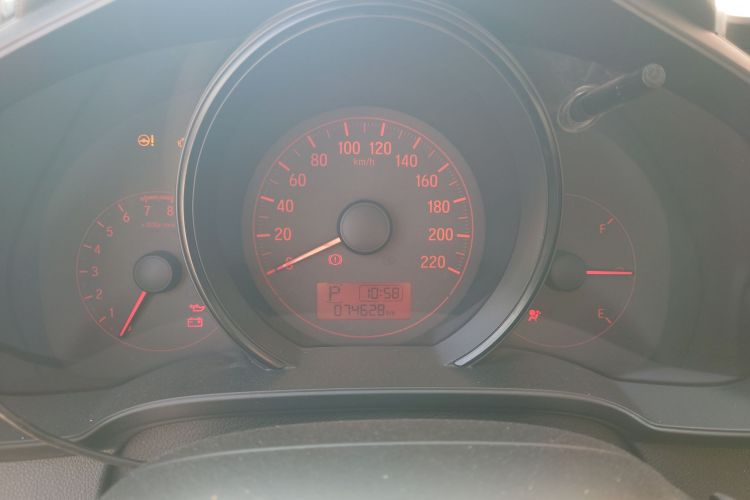 本田 飞度 2014款 1.5L LX CVT舒适型中控内饰14