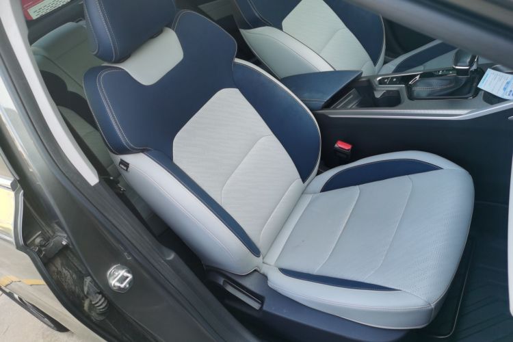 吉利汽车 帝豪 2022款 第4代 1.5L CVT旗舰型局部细节41