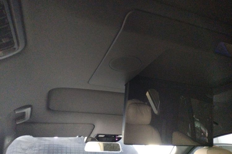 理想汽车 理想L9 2024款 Ultra中控内饰22