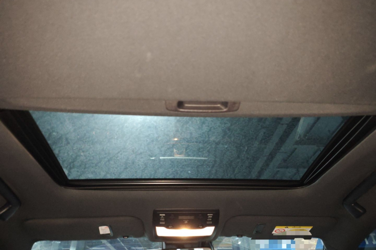 雷克萨斯IS 2017款 300 F SPORT版中控内饰22