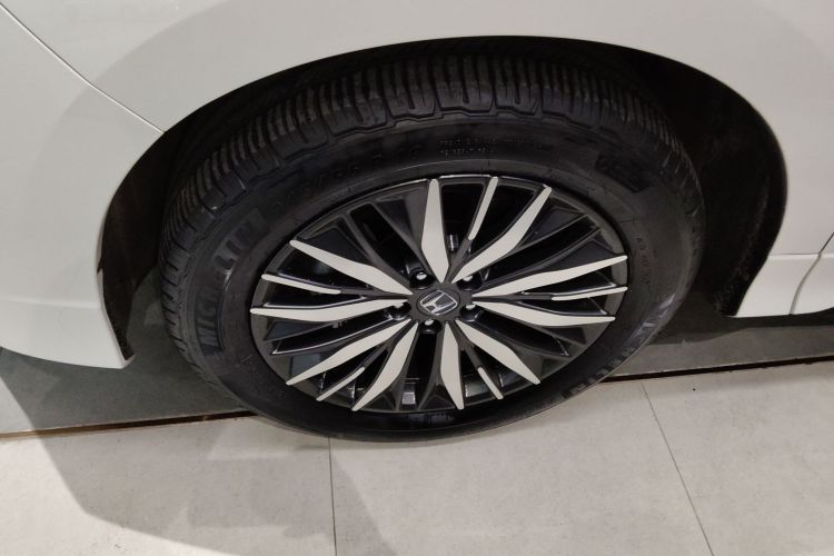 本田 冠道 2020款 370TURBO 四驱尊享版车身外观6007