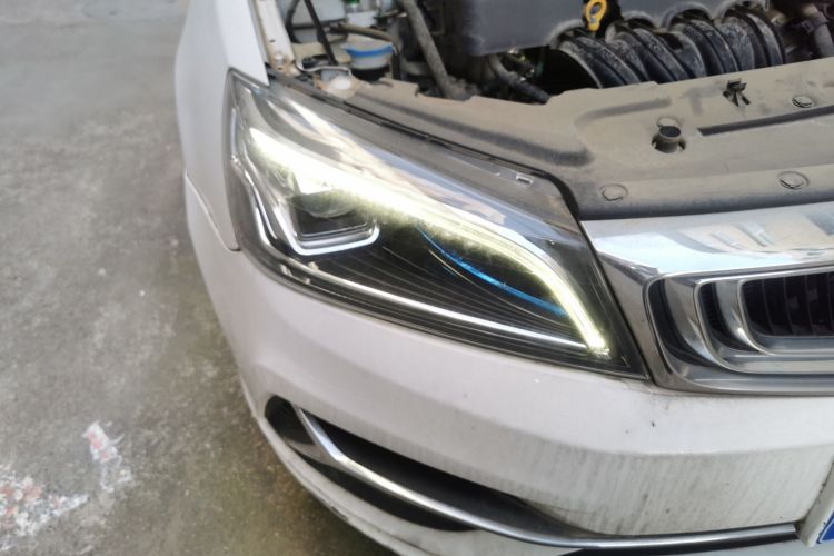 吉利汽车 帝豪 2019款 领军版 1.5L 手动向上互联型 国VI车身外观8