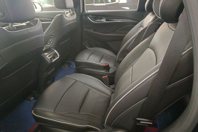 别克 昂科旗 2022款 652T 四驱尊享旗舰型 6座中控内饰7004