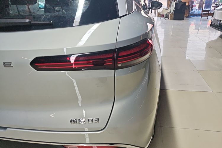 奔腾 悦意03 2025款 565km 乐享版车身外观9