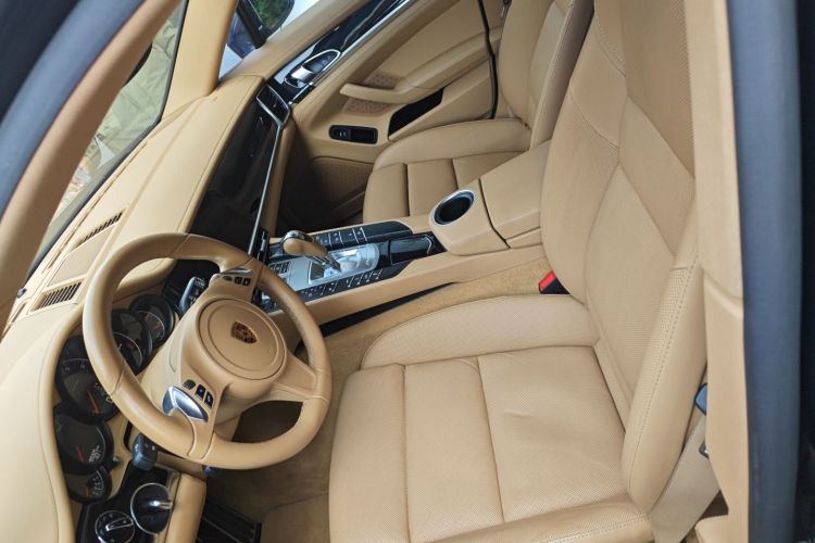 保时捷 2016款 Panamera Executive Edition 3.0T中控内饰19