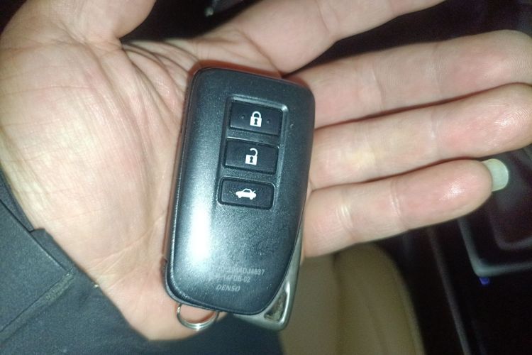 雷克萨斯ES 2015款 200 精英版中控内饰7001