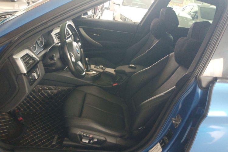 宝马3系GT 2017款 320i M运动型中控内饰19