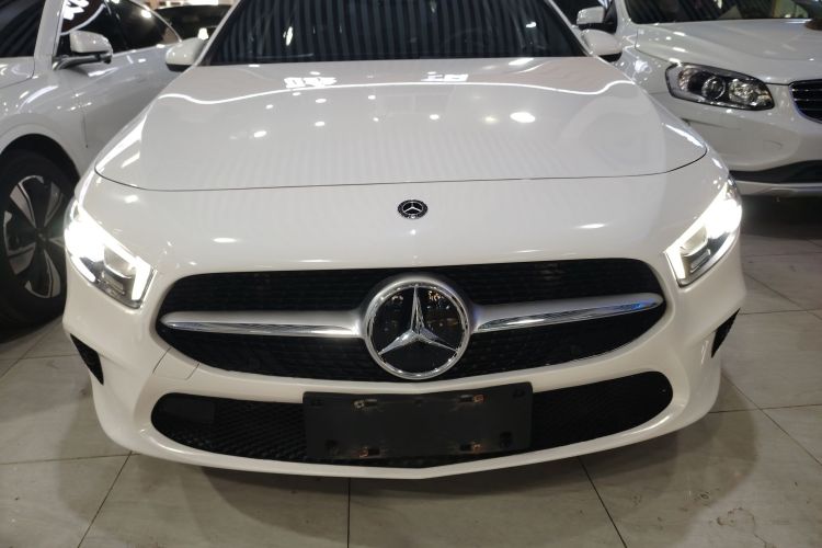 奔驰A级 2019款 A 200 L车身外观6001