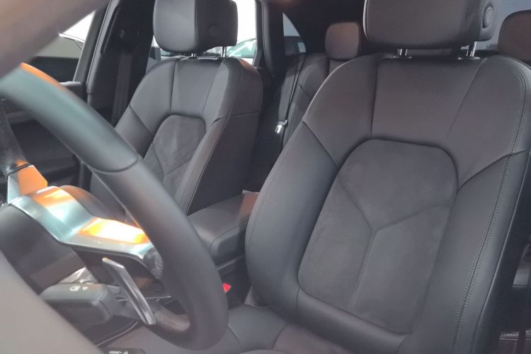 保时捷 2017款  Macan 2.0T中控内饰19