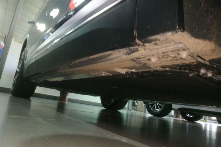 蔚来ES7 2024款 75kWh机舱底盘29