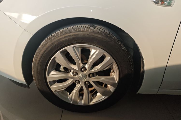 别克 英朗 2021款 1.3T 自动轻混动进取型车身外观6007