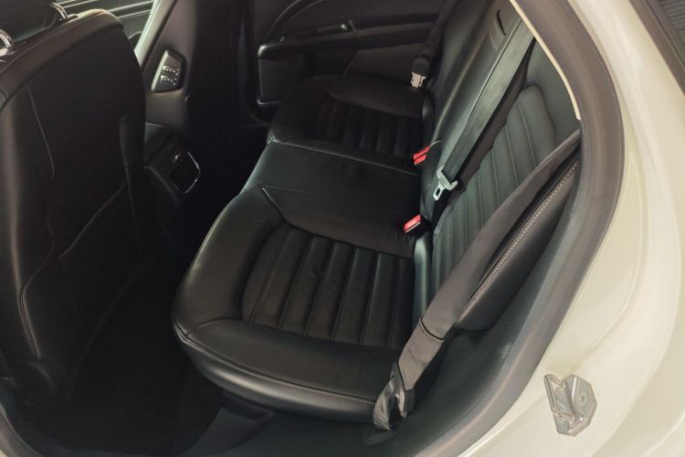 福特 蒙迪欧 2017款 EcoBoost 180 至尊型中控内饰7004