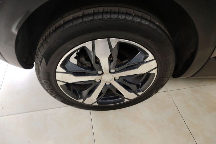 标致4008 2018款 350THP 精英版车身外观6008