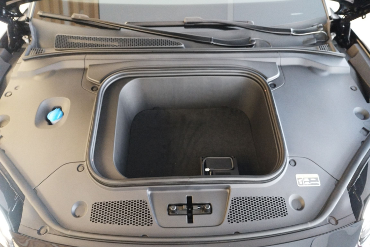 红旗EH7 2025款 600 智选版局部细节24