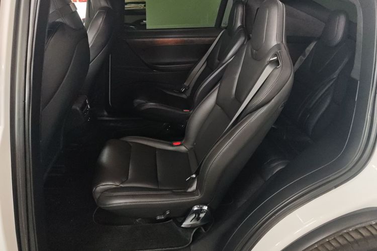 特斯拉 Model X 2019款 长续航版中控内饰21