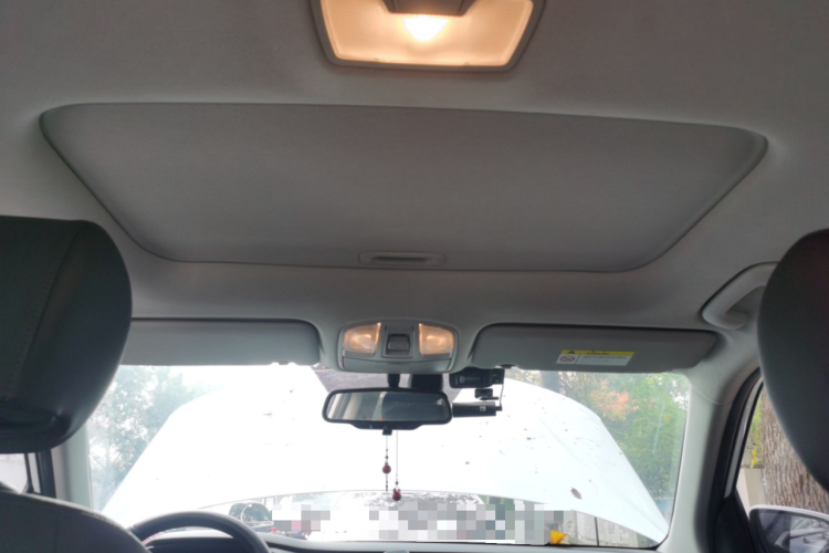 北京现代ix35 2018款 2.0L 自动两驱智勇·畅联版局部细节22