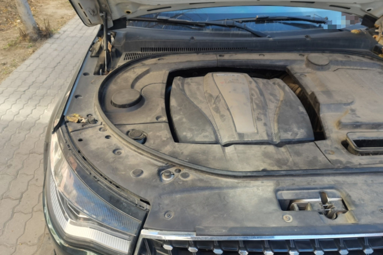 众泰T700 2017款 1.8T 双离合尊贵型局部细节9006