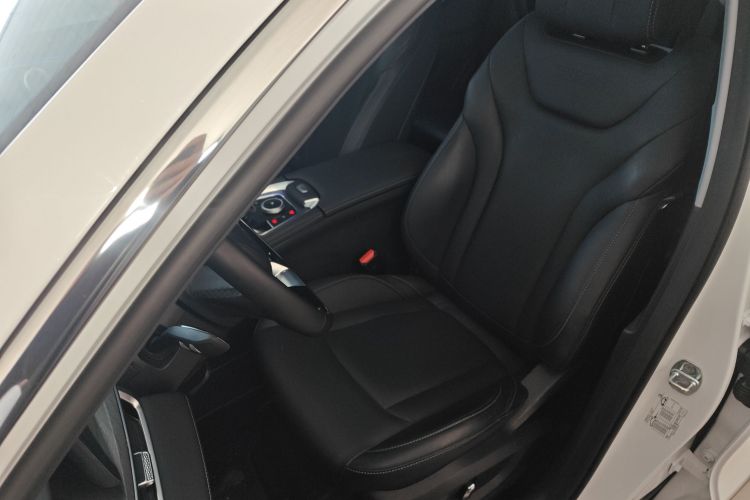 奇瑞 瑞虎8 PRO 2025款 290T 两驱豪华版中控内饰19