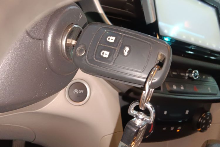 别克 英朗 2016款 18T 双离合精英型中控内饰7001